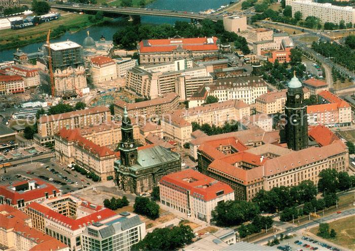 Dresden Kreuzkirche und Gemeindehaus am Altmarkt Rathaus und Frauenkirche Fliege
