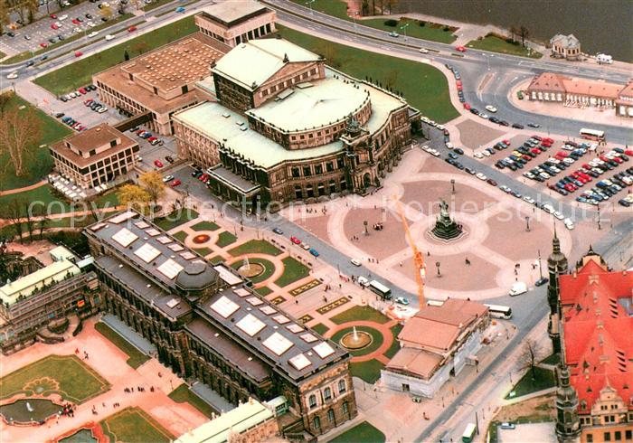 Dresden Semperoper Fliegeraufnahme