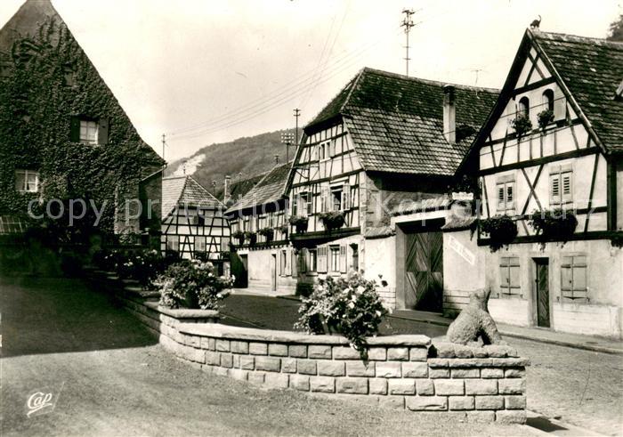 Andlau Place de l’Eglise Abbatiale Ste Richarde