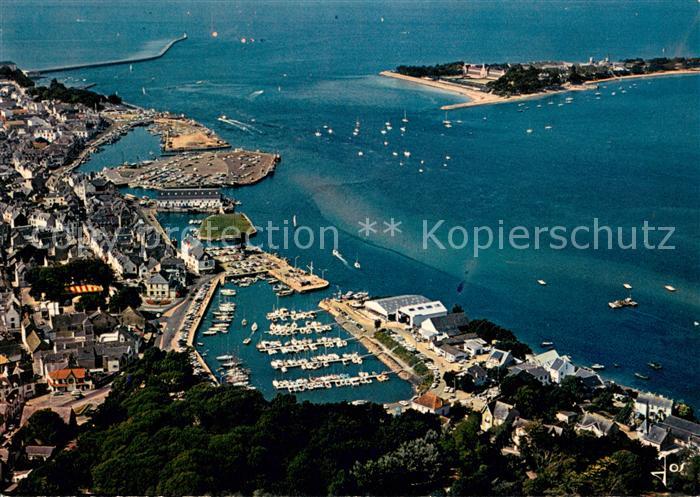 Le Croisic Vue aerienne d’ensemble du port