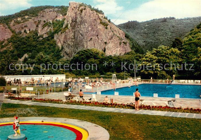 Bad Muenster Stein Ebernburg Thermalschwimmbad mit Rheingrafenstein