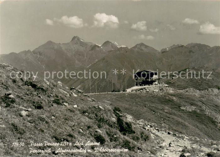 Passo Pennes Alpi Aurine Penserjoch Alpenrosenhof mit Wildekreuzspitze