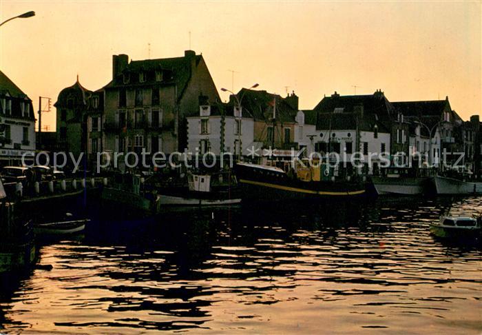 Le Croisic Soir sur le Port