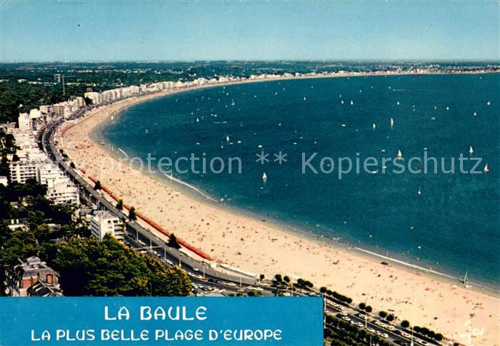 La Baule sur Mer La grandeplage et le boulevard de Mer Vue aerienne