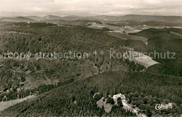 Winterberg Hochsauerland Blick zum Bobhaus Astenturm Altastenberg Fliegeraufnahm