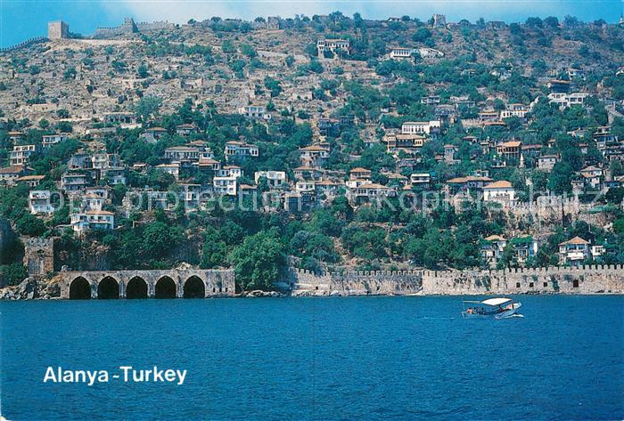 Alanya Kaleici ve Eski Tersane Ansicht vom Meer aus