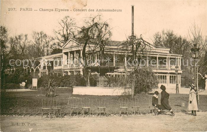 Paris Champs Elysées Concert des Ambassadeurs