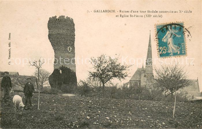 Gallardon Ruines d une tour féodale Xe siècle Eglise Saint Pierre XIIe siècle
