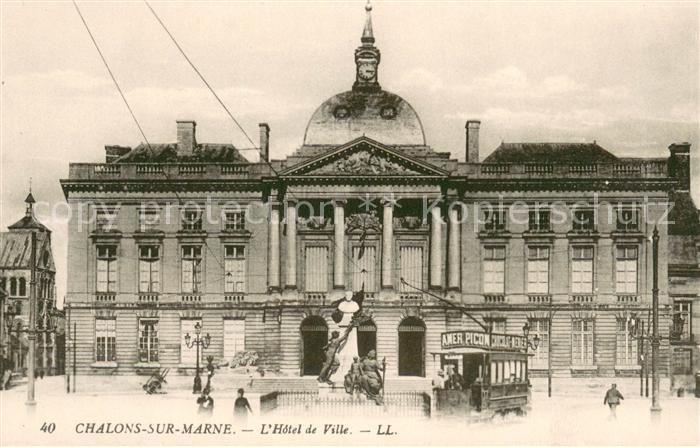 Chalons-sur-Marne Hôtel de Ville Monument Tram