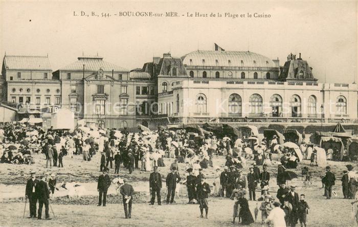 Boulogne-sur-Mer Haut de la plage et le casino