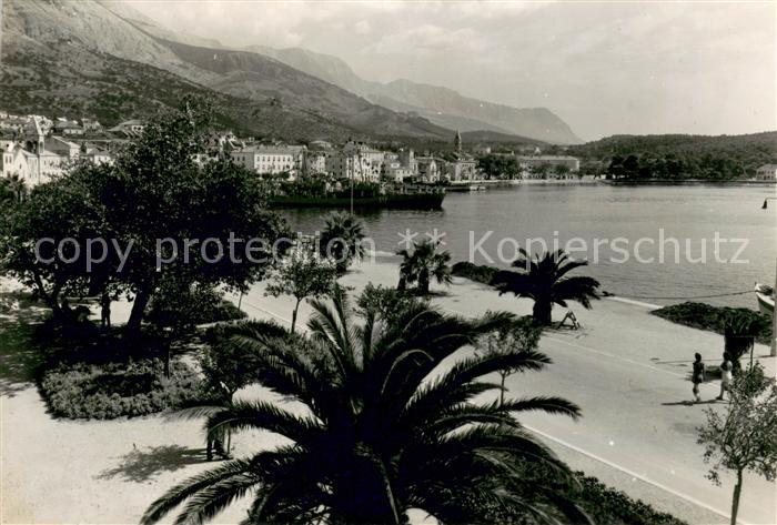 Makarska Dalmatien Uferstrasse Hafen
