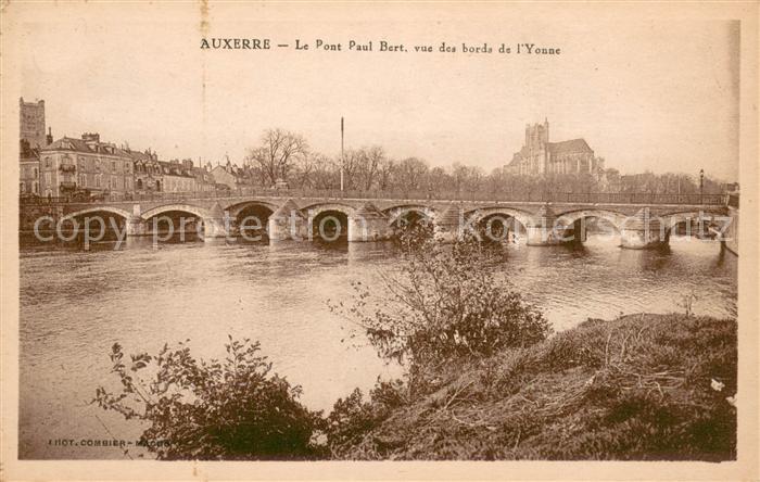 Auxerre Le Pont Paul Bert vue des bords de l'Yonne