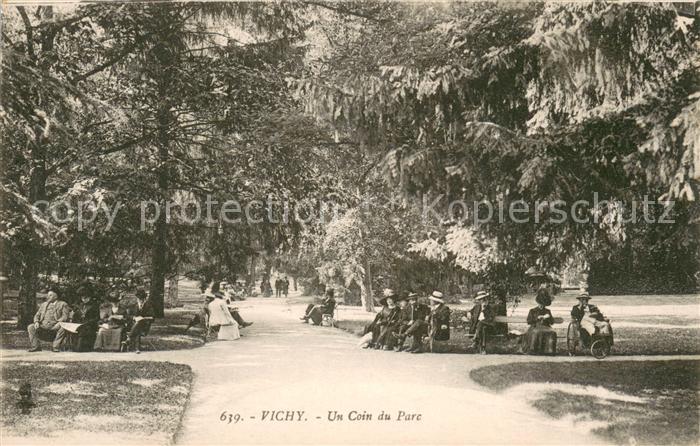 Vichy Allier Un coin du parc
