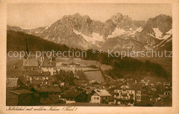 Kitzbuehel Tirol Ortsansicht mit Kirche Wilder Kaiser Kaisergebirge Alpen