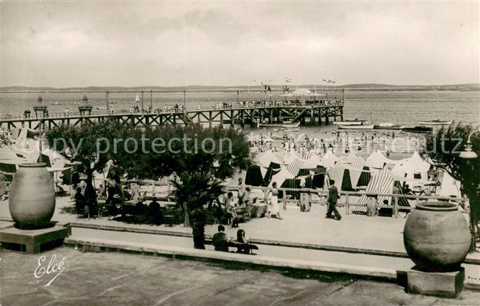 Arcachon Gironde Vue sur le Bassin et la Jetee Thiers Auf font les Dunes du Cano