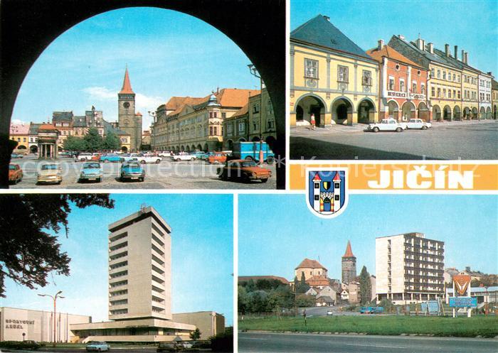 Jicin Gottwaldovo namesti se zamkem a Valdickou branou Historicke domy Start hot