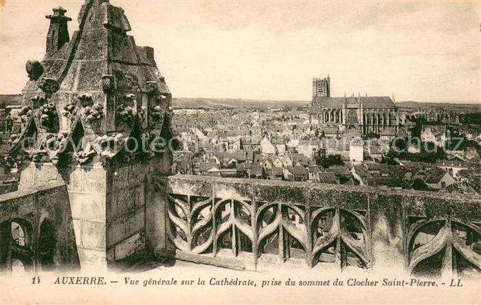 Auxerre Vue Generale de la Cathedrale prise du sommet du Clocher Saint Pierre