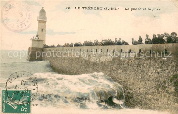 Le Treport Le phare et la jetée