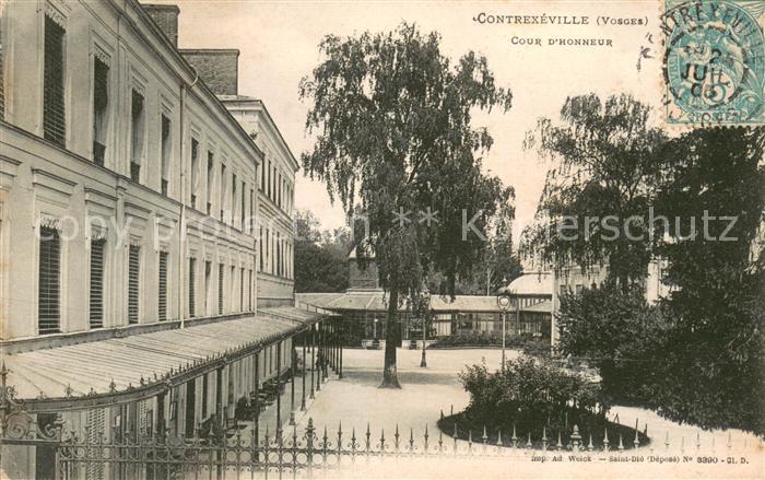 Contrexeville Vosges Cour d_honneur