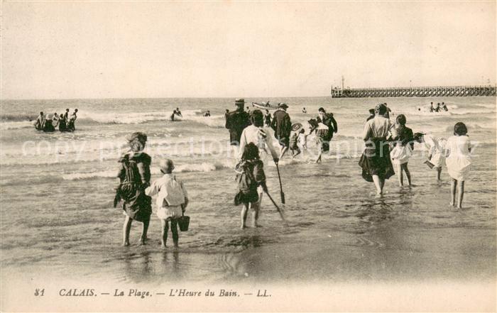 Calais Plage a l Heure du bain