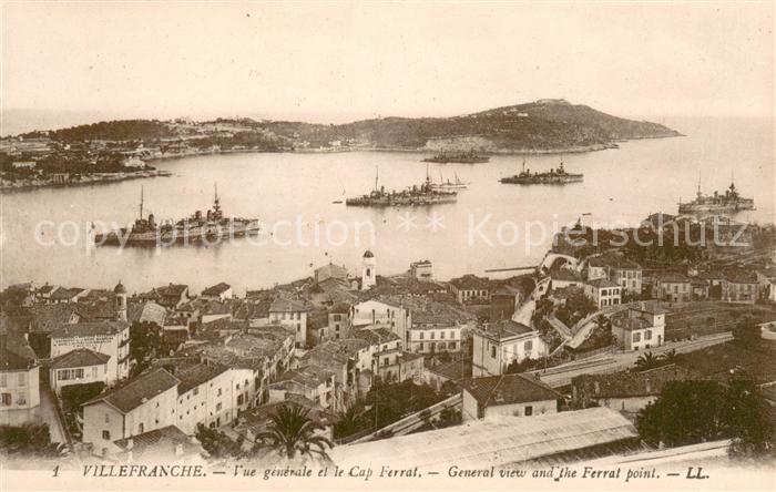 Villefranche-sur-Mer Vue Generale et le Cap Ferrat Bateaux