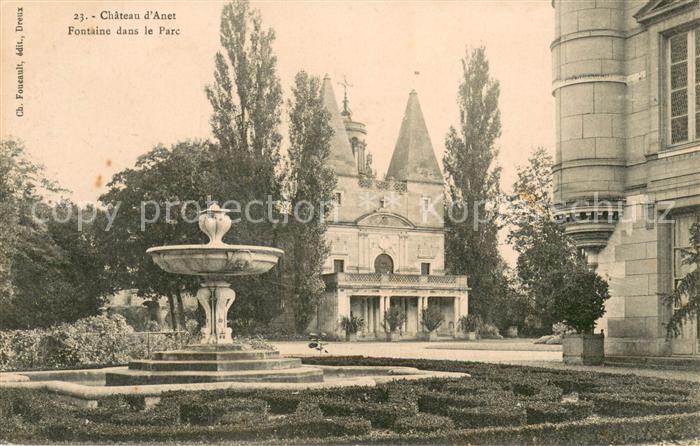 Anet Chateau Fontaine dans le parc Schloss Brunnen Park