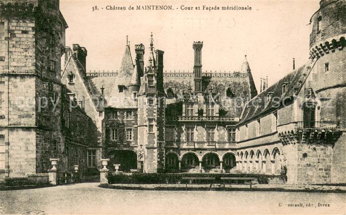 Maintenon Chateau Cour et Facade méridionale Schl