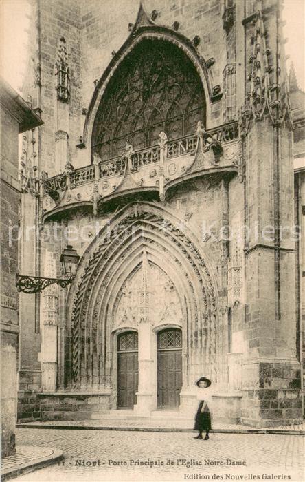Niort 79 Porte principale Eglise Notre Dame