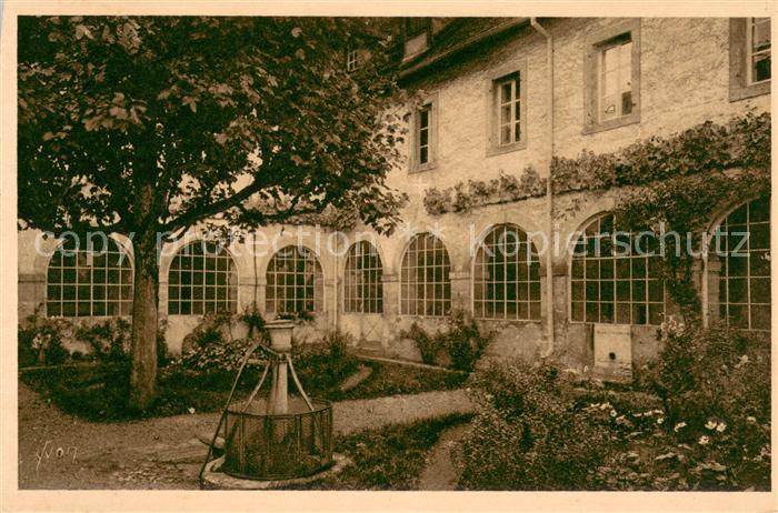 Paray-le-Monial Monastère de la Visitation Puits