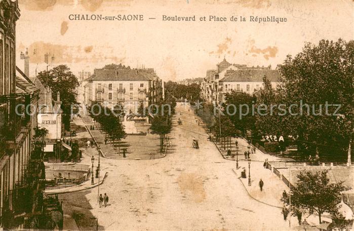 Chalon-sur-Saone Boulevard et Place de la République
