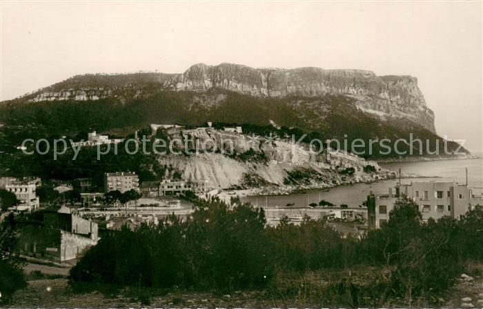 Cassis Cap Canaille et le Chateau