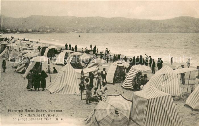 Hendaye Pyrenees Atlantiques La Plage pendant l'Ete