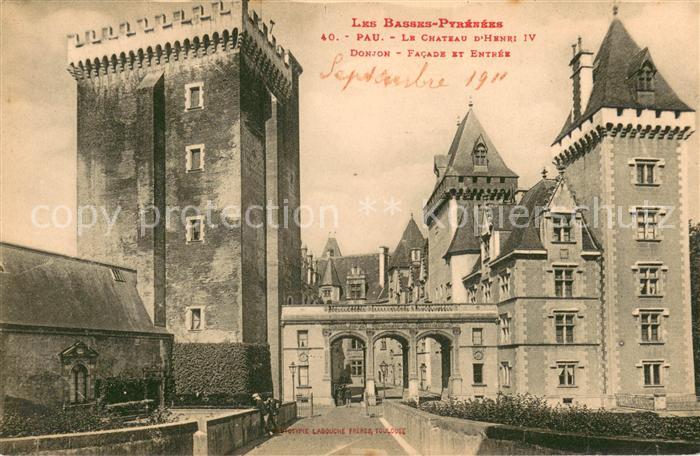 Pau 64 Le Chateau d’Henri IV Donjon Facade et Entree