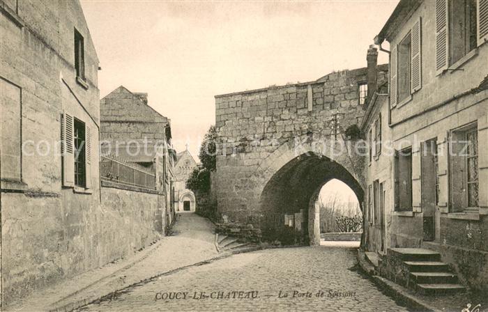 Coucy-le-Chateau-Auffrique La Porte de Soissons