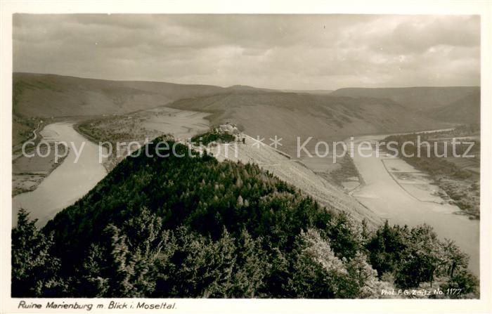 Puenderich Mosel Ruine Marienburg mit Blick ins Moseltal
