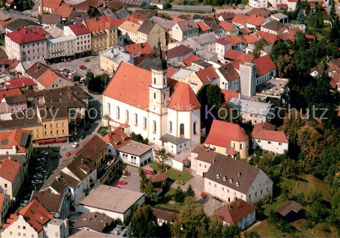 Viechtach Bayerischer Wald Fliegeraufnahme mit Pfarrkirche St Augustin