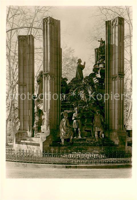 Speyer Rhein Dom oelberg Offener spaetgotischer Sechseckbau mit Figuren