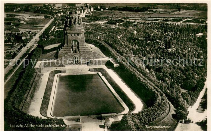 LEIPZIG Sachsen Voelkerschlachtdenkmal Fliegeraufnahme