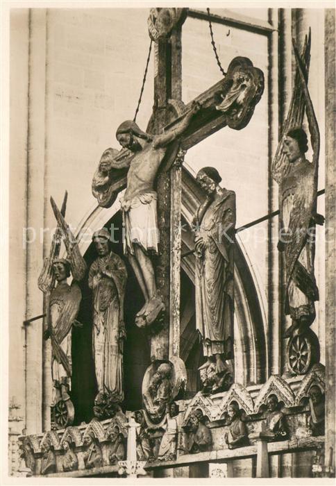 Halberstadt Dom Kreuzigungsgruppe im ottonischen Dom