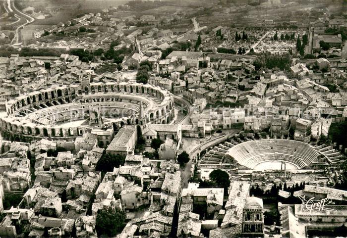 Arles Bouches-du-Rhone Vue aerienne Les Arenes et le Theatre Antique