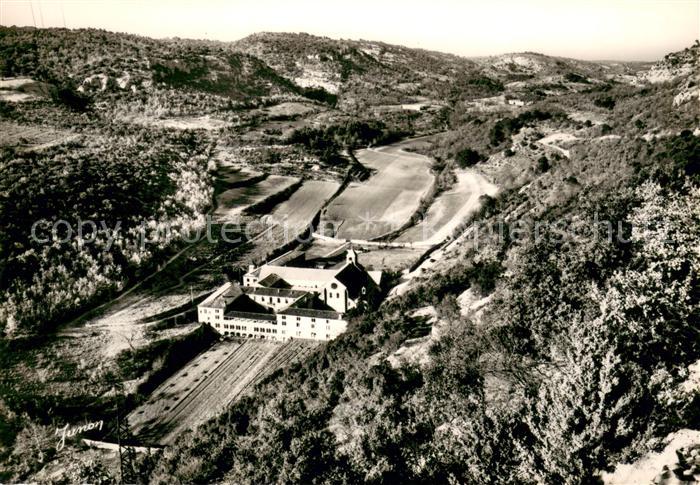 Gordes Abbaye Cistercienne de Senanque