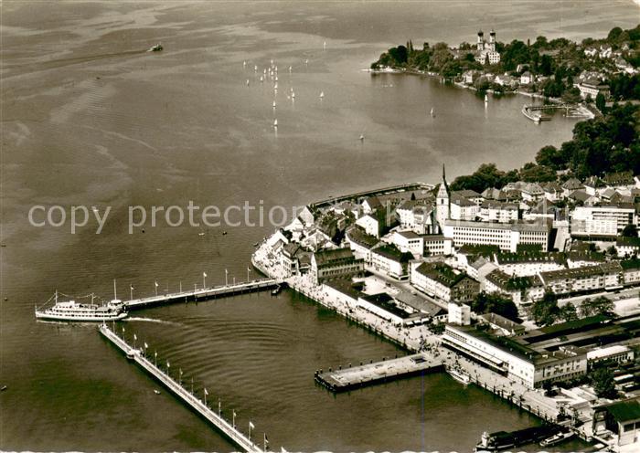 Friedrichshafen Bodensee Hafen und Innenstadt Fliegeraufnahme