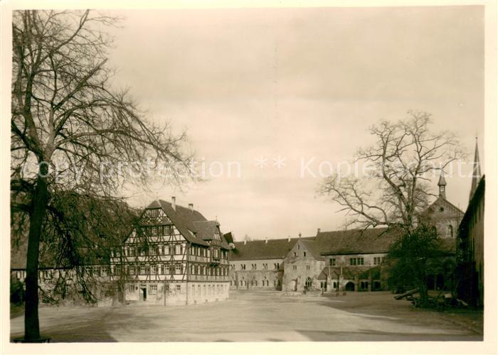 Maulbronn Kloster Maulbronn Blick vom Klostertor in den Klosterhof mit Kirche un