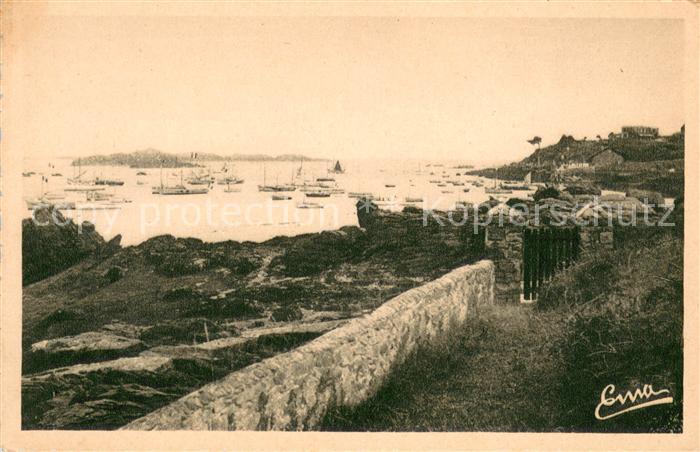 Iles Chausey Le Sund un jour de Regates