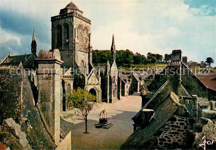 Locronan Place de l'Eglise du XVe siècle vieille