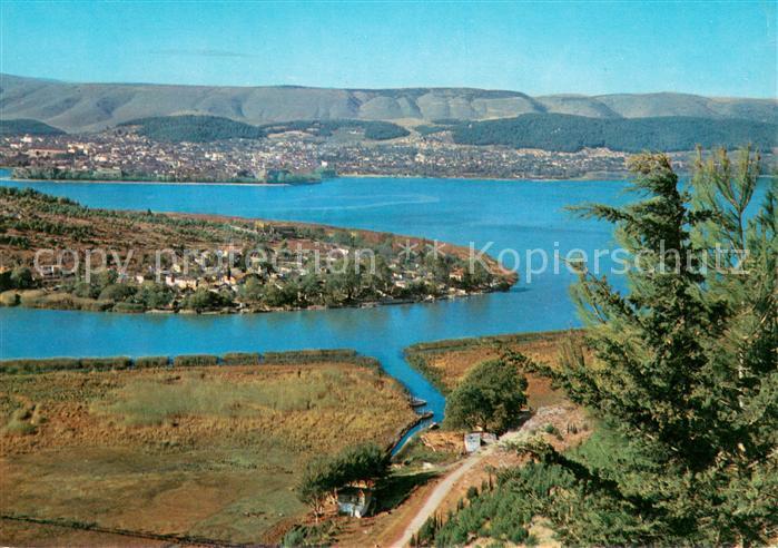 Ioannina Vue partielle avec l'Ile