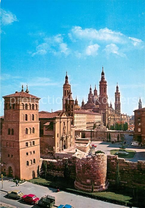 Zaragoza Saragossa Espana Murallas romanas Torreon de La Zuda y El Pilar