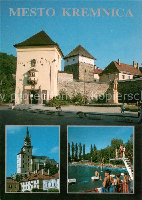 Kremnica Namesti SNP a komplex barbakanu pred Doinou branou Mestsky hrad s kosto
