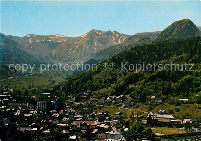 Le Mont-Dore Puy de Dome Vue generale dans le fond le Sancy et a droite le Capuc