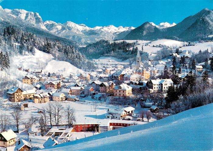 Bad Aussee Steiermark mit Backenstein und Totem Gebirge
